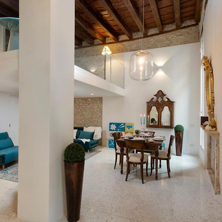 Apartmán Italiahaus - Ca' Olivo Loft With Canal View In Rialto Benátky Exteriér fotografie