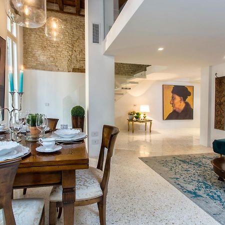 Apartmán Italiahaus - Ca' Olivo Loft With Canal View In Rialto Benátky Exteriér fotografie