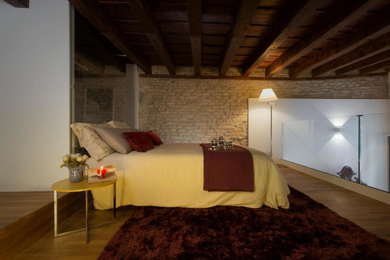 Apartmán Italiahaus - Ca' Olivo Loft With Canal View In Rialto Benátky Exteriér fotografie
