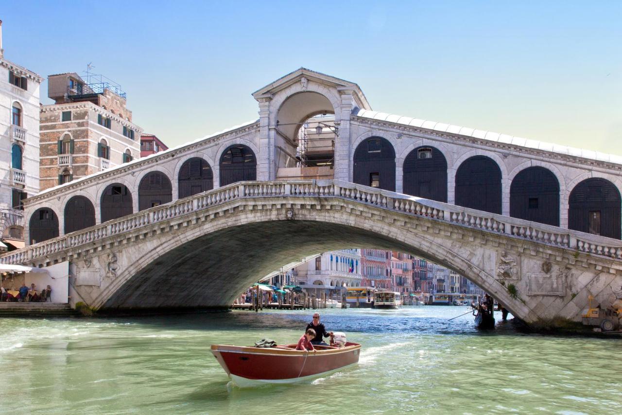 Apartmán Italiahaus - Ca' Olivo Loft With Canal View In Rialto Benátky Exteriér fotografie