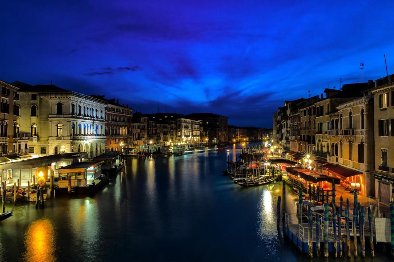 Apartmán Italiahaus - Ca' Olivo Loft With Canal View In Rialto Benátky Exteriér fotografie